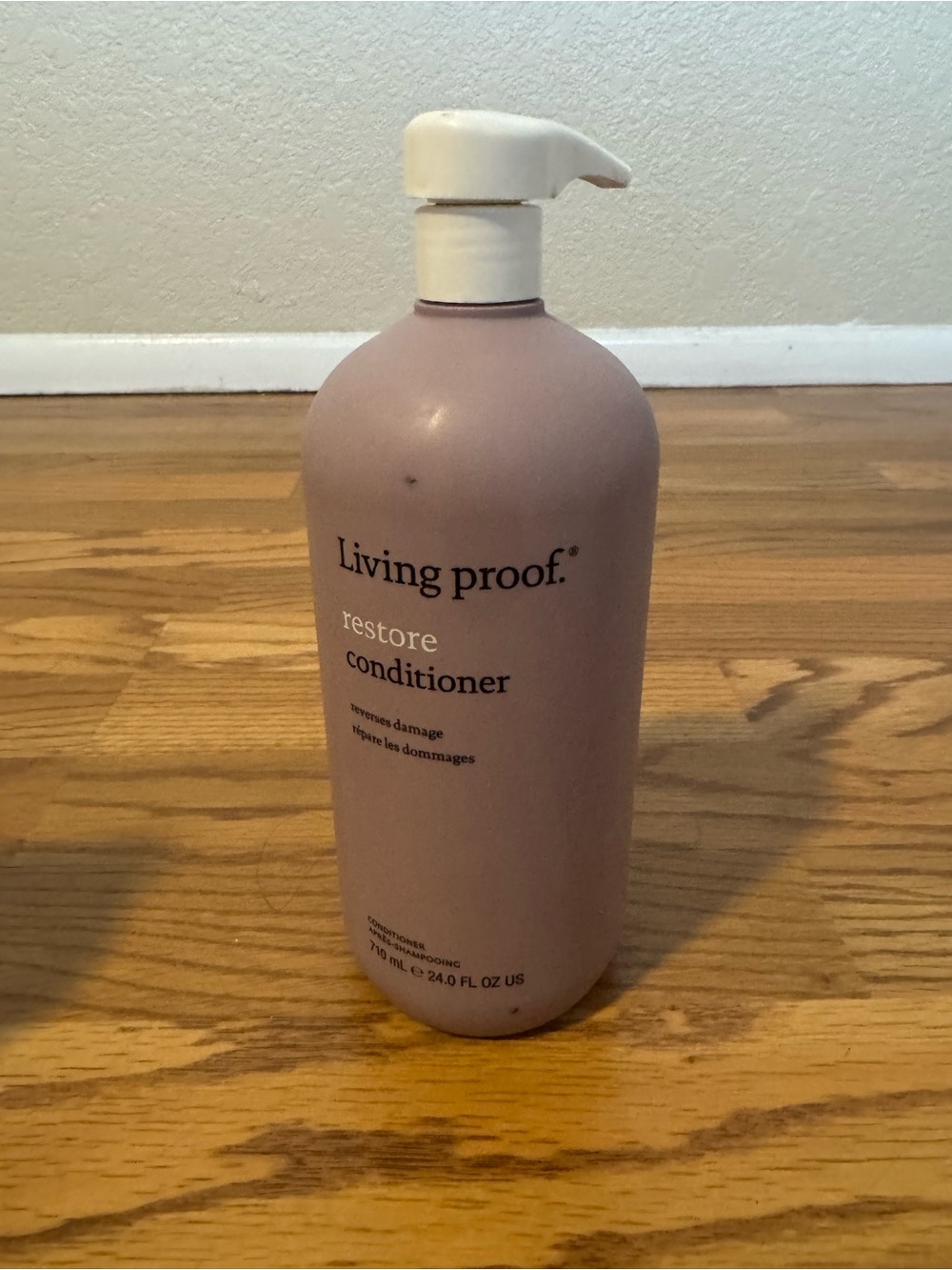 Living proof Restore Conditioner - Full bottle